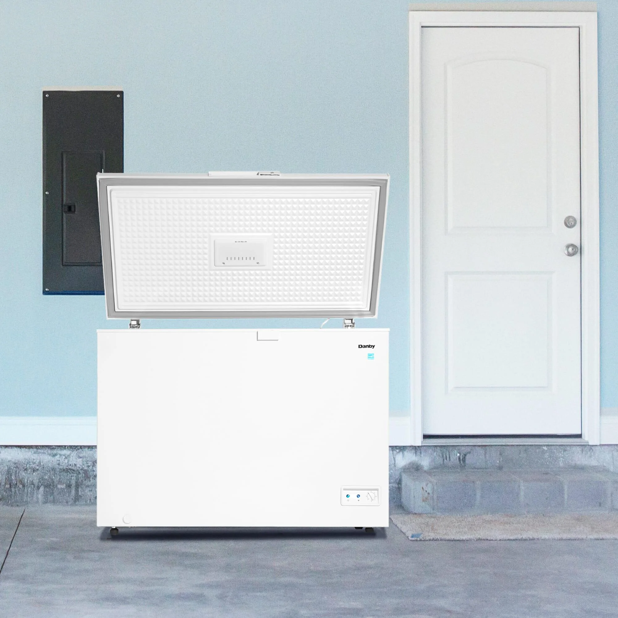 DCF100A5WDB Danby 10.0 cu. ft. Chest Freezer in White - Image 12