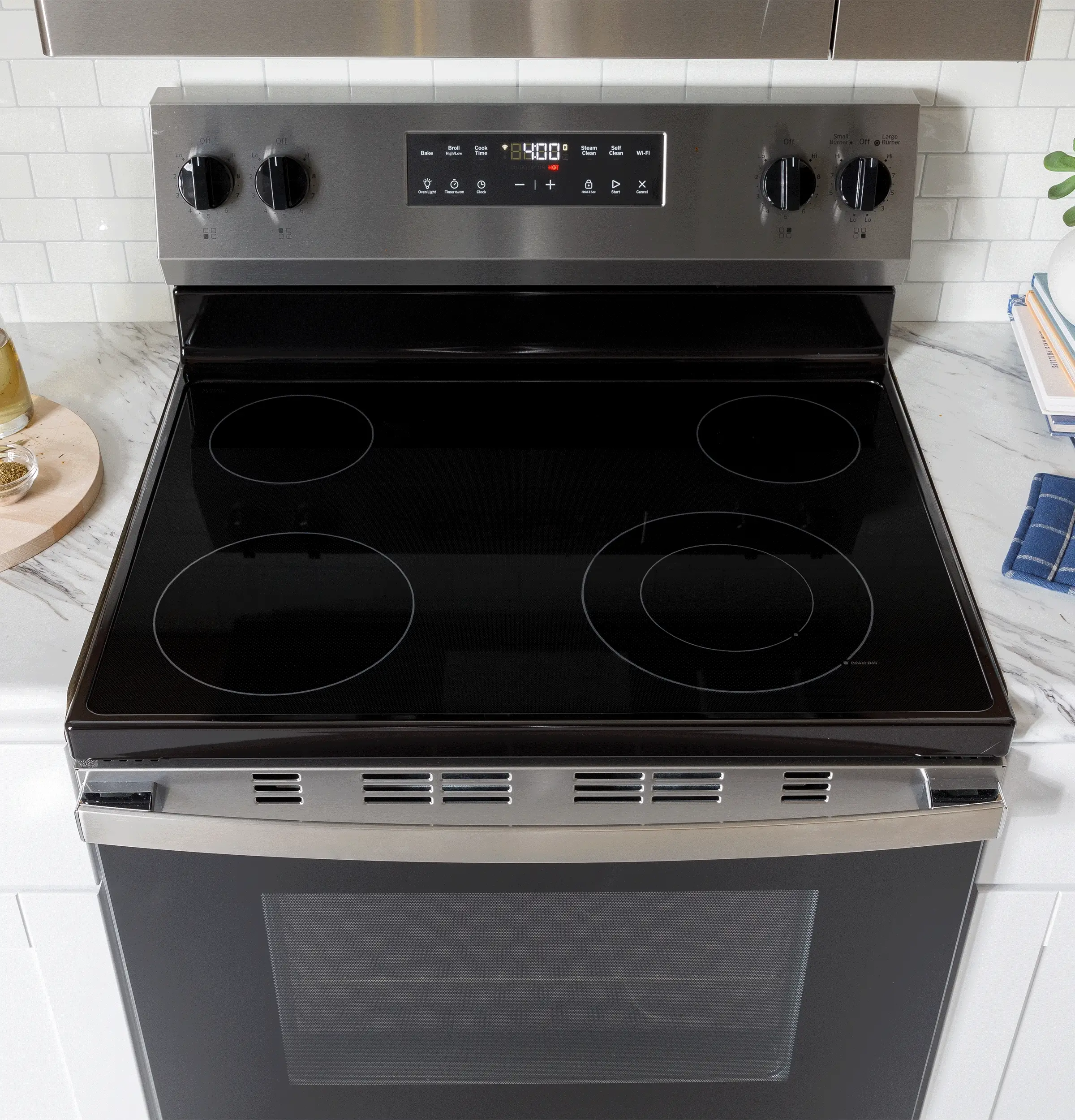 GRF400SVSS GE® ENERGY STAR® 30" Free-Standing Electric Range - Image 16
