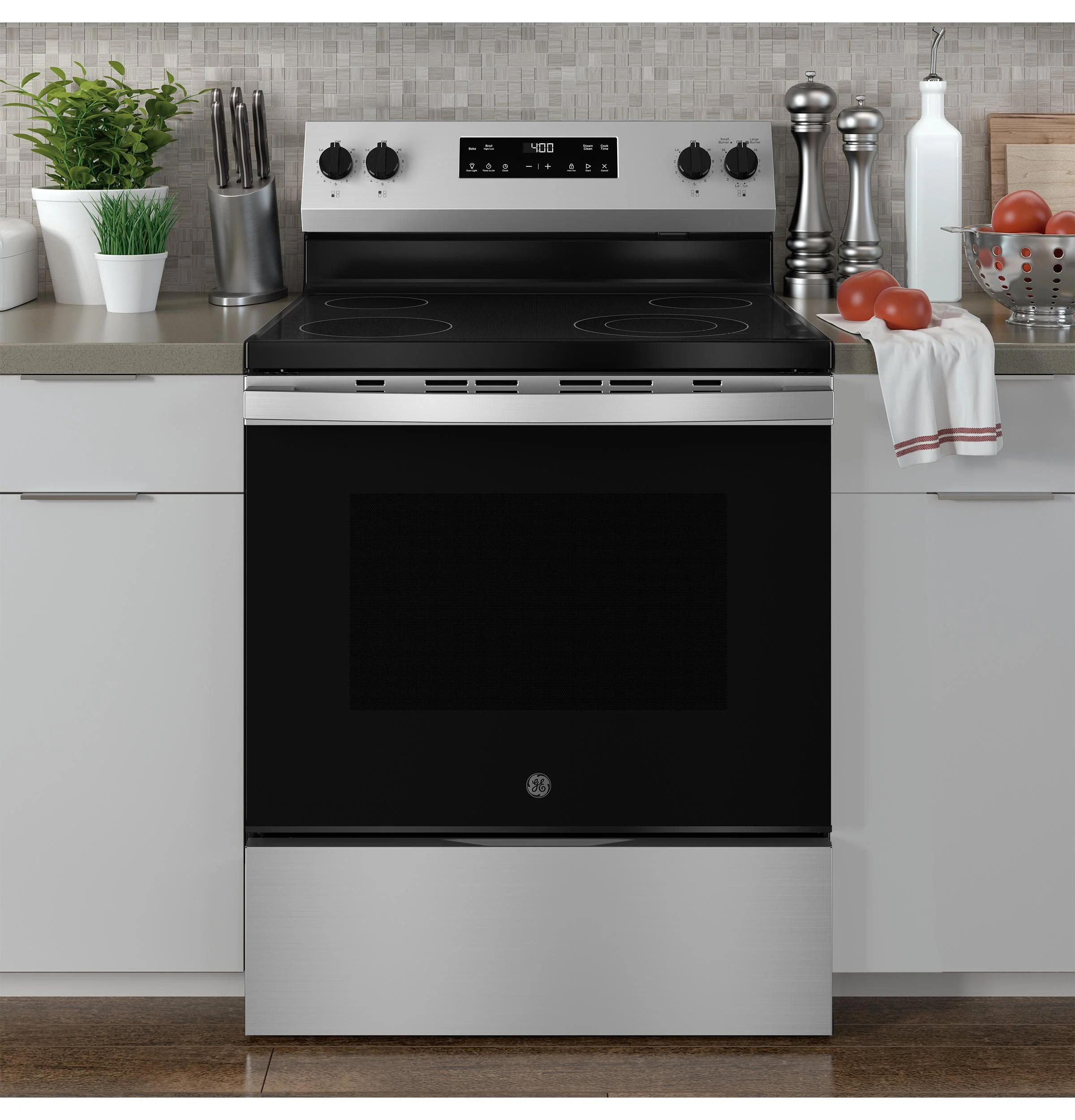 GRF400SVSS GE® ENERGY STAR® 30" Free-Standing Electric Range - Image 17
