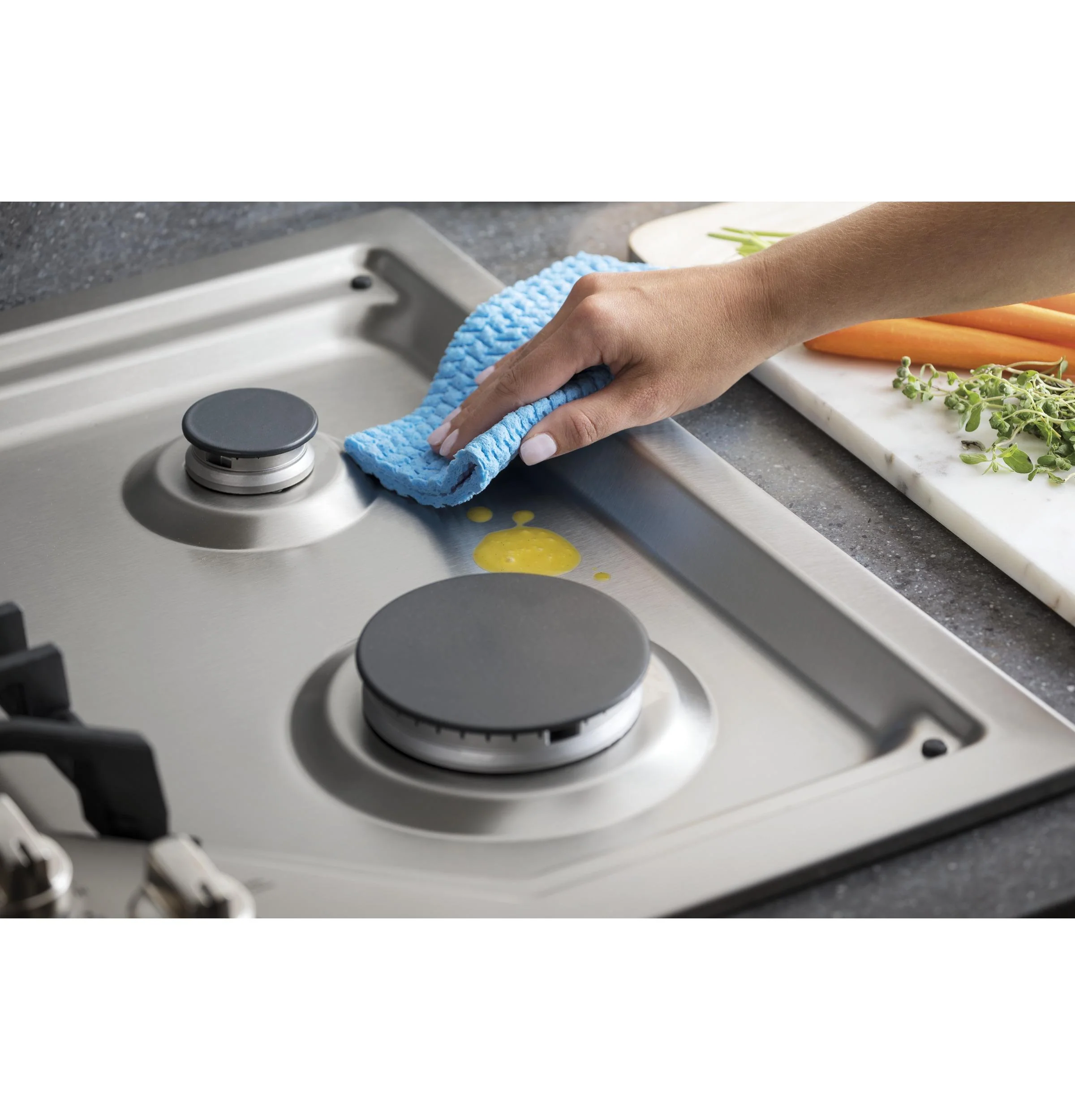 PGP9030SLSS GE Profile™ 30" Built-In Tri-Ring Gas Cooktop with 5 Burners and Included Extra-Large Integrated Griddle - Image 5