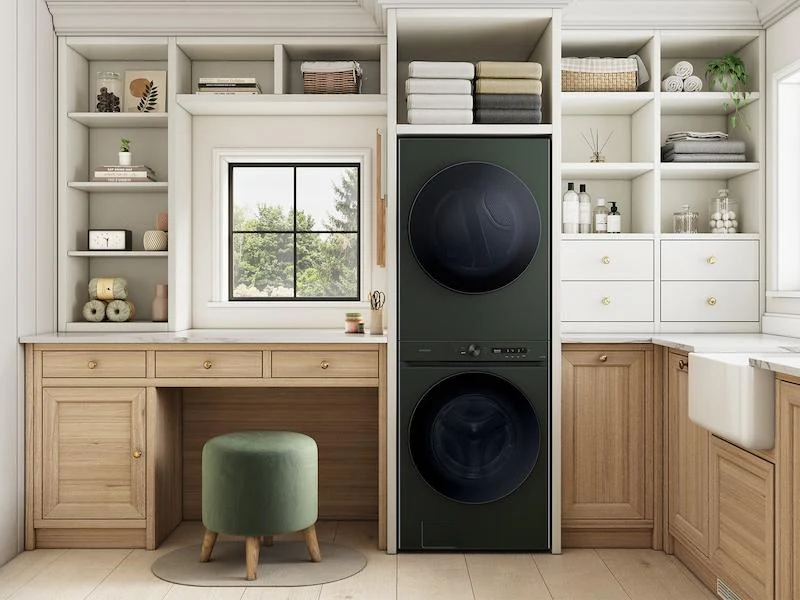 Samsung WH53DBH700EF Bespoke 5.3 cu. ft. AI Laundry Hub™ Ultra Capacity Single Unit Washer with AI OptiWash™ and 7.6 cu. ft. Electric Dryer in Satin Green - Image 4
