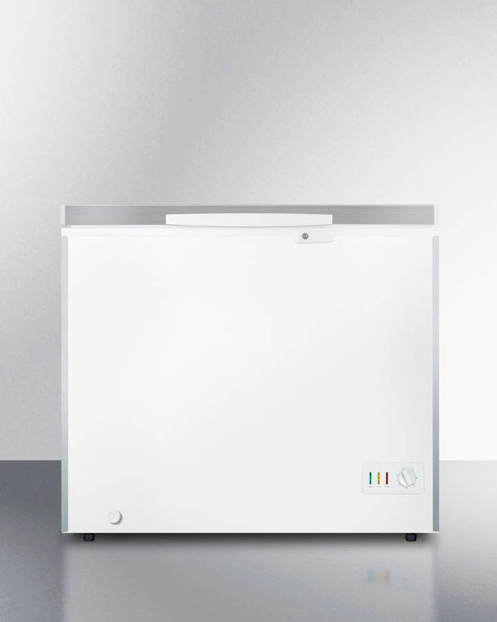 Summit SCFM73SL 6.7 CU.FT. Chest Freezer